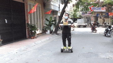 Thưởng thức 'phở xiếc' ở ngôi làng cổ ngay giữa Hà Nội