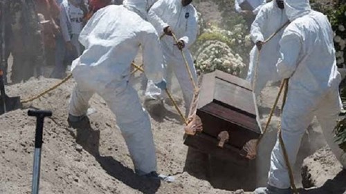 Covid-19: Mexico “hụt” gần 120.000 ca tử vong, Pháp muốn bắt kịp Anh