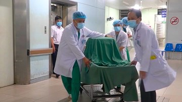 Trắng đêm vận chuyển nội tạng được hiến tặng đến bệnh viện Chợ Rẫy