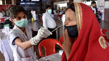 Covid-19: Malaysia đối mặt “tử thần”, Mỹ lại đón tin vui