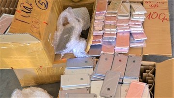 Bắt 5 thùng điện thoại trị giá hàng tỉ đồng trên tàu từ TP HCM ra Hà Nội