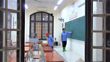 Trường thi tất bật chuẩn bị đón hơn 90 nghìn sĩ tử ‘vượt vũ môn’ vào lớp 10