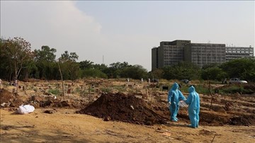 Covid-19: Israel tiêm chủng cho trẻ em, Nhật Bản lãng phí vắc-xin