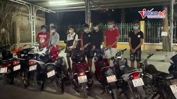 Bị CSGT vây bắt, hàng chục ‘quái xế’ vứt xe chạy tán loạn vẫn không thoát