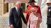Tiếp đón TT Mỹ tại lâu đài Windsor, Nữ hoàng Anh hỏi về 2 nhân vật đặc biệt