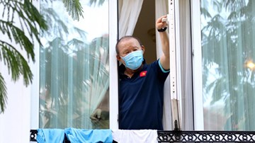 Tuyển Việt Nam cách ly thêm 7 ngày trong khách sạn ở TP.HCM