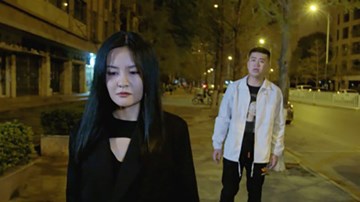 Chàng trai luôn do dự ngỏ lời yêu và cái kết đẹp khi...say rượu