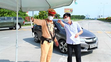Người ra khỏi Hà Nội về các địa phương khác làm việc cần những giấy tờ gì?
