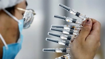 Covid-19: Mỹ lao đao vì dịch, Sinopharm nói về chuyện tiêm chủng ở TQ