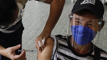 Covid-19: Philippines lại xô đổ kỷ lục, lo ngại về biến thể mới từ Nam Phi