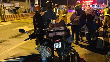 Đưa về nơi cư trú 03 đoàn xe mô tô tụ tập để về quê