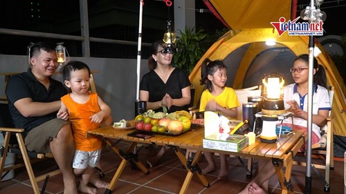 Trung thu 'tại gia' đặc biệt: Lấy tre làm đèn, cắm trại sân thượng
