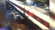 Nhân viên đường sắt nhậu say lái xe Range Rover đâm vào tàu cao tốc