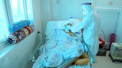 Bên trong các khu tiếp nhận điều trị hơn 1.000 bệnh nhân từ BV Việt Đức