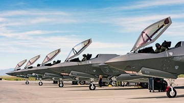 Đột nhập nhà máy sản xuất siêu chiến cơ F-35 lừng danh của Mỹ