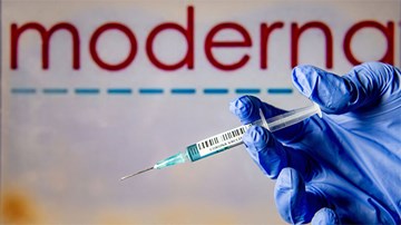 Covid-19: Kết luận mới về vắc-xin Moderna,  Texas cấm tiêm chủng bắt buộc