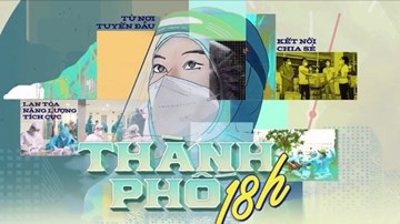 Dàn sao Việt chào mừng ngày 'bình thường mới' giữa trời mưa lớn