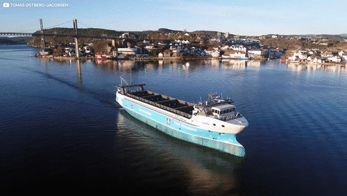 Khám phá tàu chở hàng được mệnh danh là 'Tesla của biển cả'