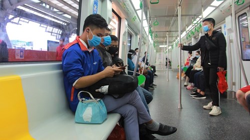 Ngày đầu tiên đi làm bằng tàu Cát Linh – Hà Đông