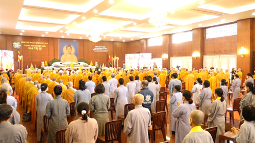 Hơn 200 người tham dự Đại lễ kỳ siêu các nạn nhân tử vong do Covid-19