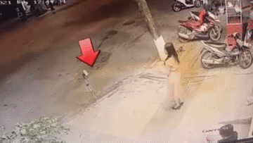 Đang nhún nhảy quay clip, cô gái mất luôn công cụ ‘hành nghề’