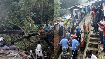 Hiện trường rơi máy bay, tướng quân đội cấp cao Ấn Độ thiệt mạng