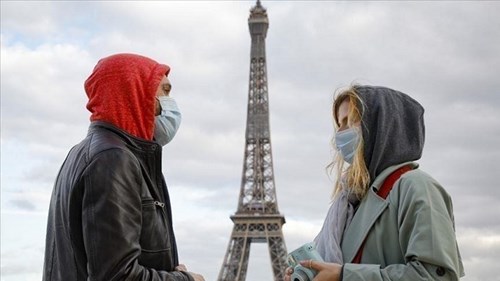 Covid-19: Pháp, Italia, Anh căng mình ứng phó chuỗi ngày siêu lây nhiễm