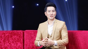 Từ diễn viên múa, Nguyễn Phi Hùng trở thành ca sĩ nhờ ... hát karaoke