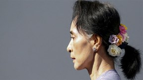 Bà Aung San Suu Kyi lãnh thêm án tù vì dùng máy bộ đàm