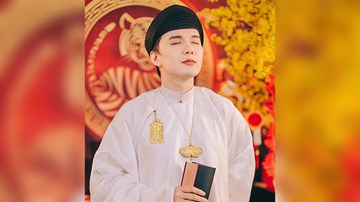 Khắc Minh hát cảm xúc hơn sau khi vô tình là người thứ 3