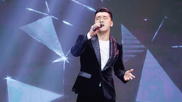 Ưng Hoàng Phúc chấn thương 15 năm, mổ 4 lần, suýt bỏ nghiệp ca hát