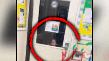 Cứu hộ phá khóa nhà trẻ, giải cứu bé 2 tuổi bị nhốt trong phòng tối