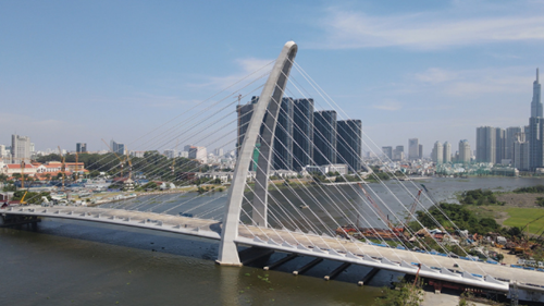 Cận cảnh cầu Thủ Thiêm 2 khang trang, sắp sửa 'về đích' dịp 30/4